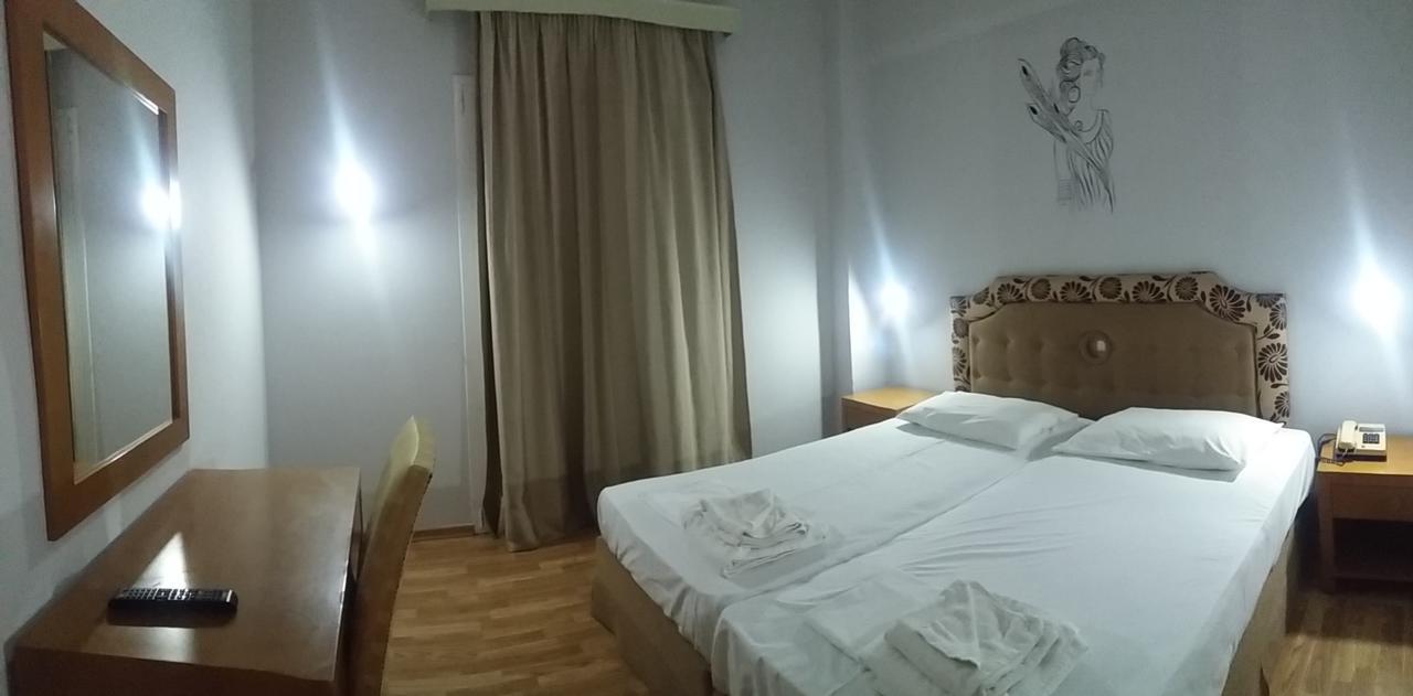 Theoxenia Hotel Athens Exterior photo